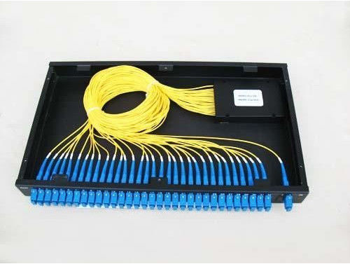Κίνα 1260 - Συζευκτήρας 1650 PLC FBT για το δίκτυο τηλεπικοινωνιών/το μαύρο χρώμα συστημάτων CATV προμηθευτής